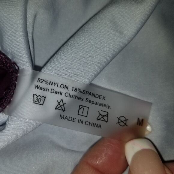 Swim suit med new no tags - Picture 7 of 7